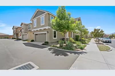 16537 Monteviejo, Fontana, CA 92336 - Photo 39