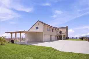 37550 Marondi, Calimesa, CA 92320 - Photo 3