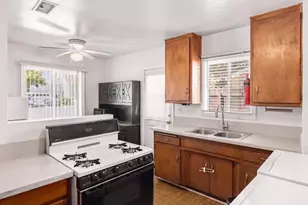 2408 2nd 2130 G St, La Verne, CA 91750 - Photo 37