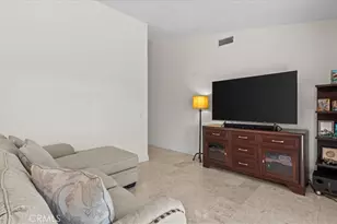 1380 W 14th St, Upland, CA 91786 - Photo 9