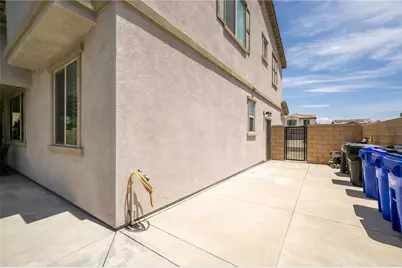 5960 Brown Court, Fontana, CA 92336 - Photo 45