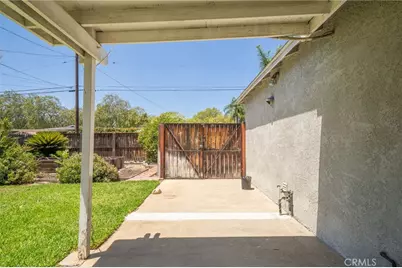 695 N Laurel Avenue, Upland, CA 91786 - Photo 37