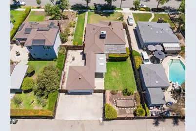 695 N Laurel Avenue, Upland, CA 91786 - Photo 47