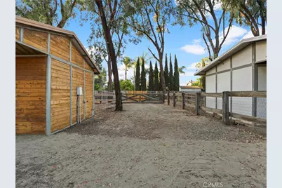 3508 Spur Court, Chino, CA 91710 - Photo 23