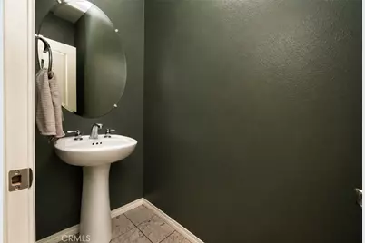 2750 Kings Canyon Drive, Jurupa, CA 92509 - Photo 27