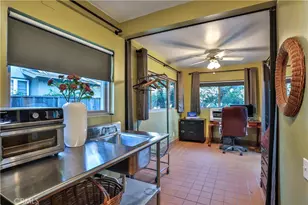 846 W 10th St, Claremont, CA 91711 - Photo 17