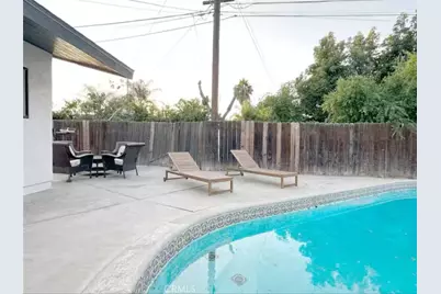 8845 Mentone, Riverside, CA 92503 - Photo 13