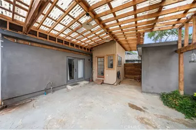 3858 S Hobart Boulevard, Los Angeles, CA 90062 - Photo 33