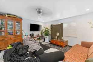 1741 61st St, Los Angeles, CA 90001 - Photo 13
