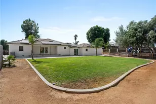 5736 Country Ln, Jurupa Valley, CA 91752 - Photo 31