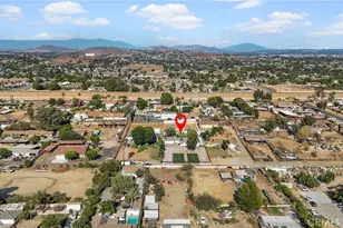 5736 Country Ln, Jurupa Valley, CA 91752 - Photo 57