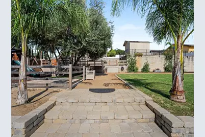 5736 Country Lane, Jurupa Valley, CA 91752 - Photo 35
