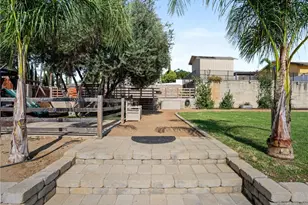 5736 Country Ln, Jurupa Valley, CA 91752 - Photo 35