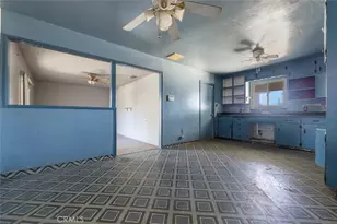 4351 E Holland, Fresno, CA 93726 - Photo 9