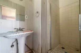4351 E Holland, Fresno, CA 93726 - Photo 25