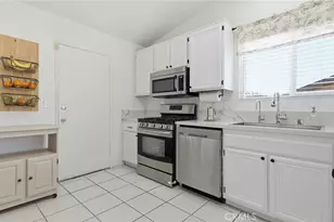 14128 Poplar, Hesperia, CA 92344 - Photo 17