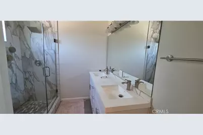 11739 Thorson Avenue, Lynwood, CA 90262 - Photo 9