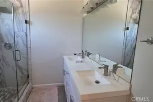 11739 Thorson Ave, Lynwood, CA 90262 - Photo 9