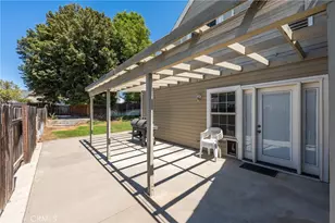 940 Torrey Pine, Colton, CA 92324 - Photo 27