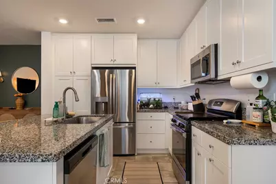 1000 N Tangent Privado #202, Ontario, CA 91764 - Photo 7