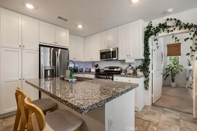 1000 N Tangent Privado #202, Ontario, CA 91764 - Photo 5
