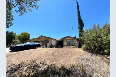 2302 Avenida Del Vista, Corona, CA 92882 - Photo 3
