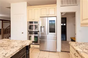 5764 Riverwood, Fontana, CA 92336 - Photo 9