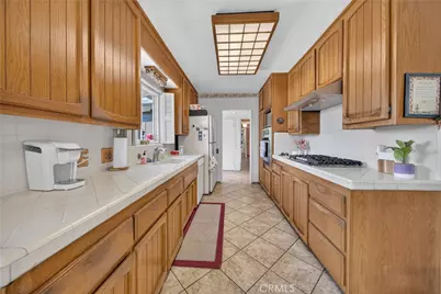 130 Wagonwheel Road, Glendora, CA 91741 - Photo 9