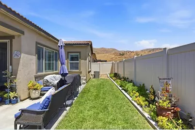 11915 Sagecrest Ct, Corona, CA 92883 - Photo 11