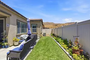 11915 Sagecrest Ct, Corona, CA 92883 - Photo 11