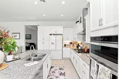 11915 Sagecrest Ct, Corona, CA 92883 - Photo 27