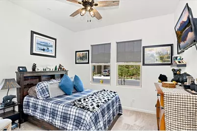 11915 Sagecrest Ct, Corona, CA 92883 - Photo 37