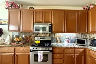 1592 Flora, Beaumont, CA 92223 - Photo 7