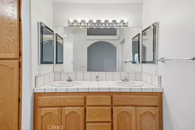 17980 Lakeview, Victorville, CA 92395 - Photo 21