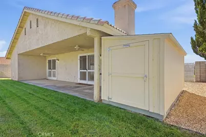 17980 Lakeview, Victorville, CA 92395 - Photo 35