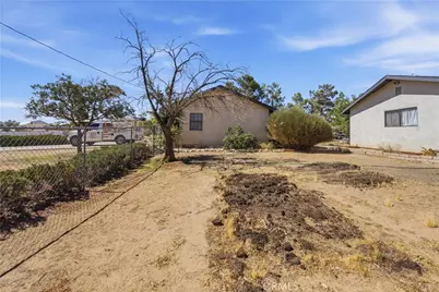 16239 Chippewa, Apple Valley, CA 92307 - Photo 51