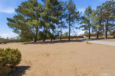 16239 Chippewa, Apple Valley, CA 92307 - Photo 43