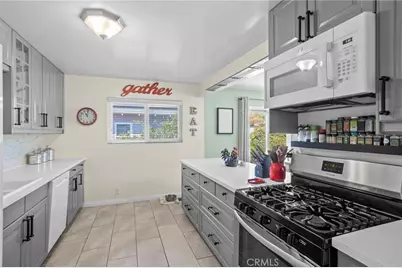 420 W 4th, San Dimas, CA 91773 - Photo 9