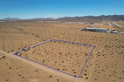 8 Falchion Road, Apple Valley, CA 92307 - Photo 21