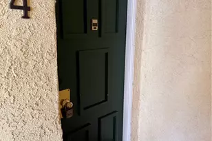 4807 Beck Ave, Valley Village, CA 91601 - Photo 23