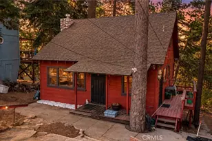 964 Chateau Dr, Crestline, CA 92325 - Photo 1