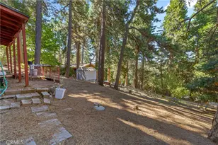 964 Chateau Dr, Crestline, CA 92325 - Photo 17