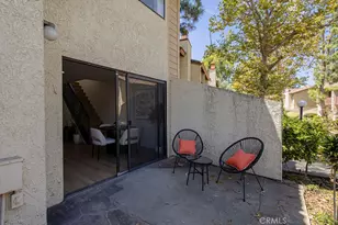 5720 Owensmouth Ave, Woodland Hills, CA 91367 - Photo 23