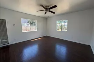 9471 La Salle Ave, Los Angeles, CA 90047 - Photo 43