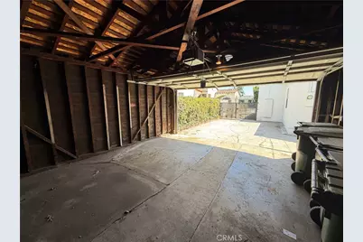 9471 La Salle Avenue, Los Angeles, CA 90047 - Photo 55