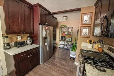 23914 Wildwood, Crestline, CA 92325 - Photo 5