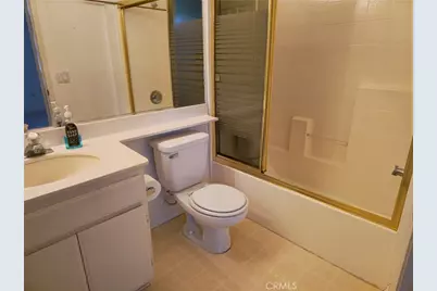 19015 Primrose, Apple Valley, CA 92308 - Photo 9