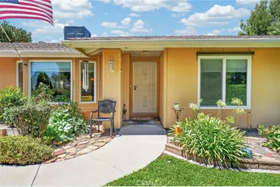 880 Kimbark, San Bernardino, CA 92407 - Photo 5