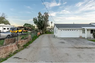 20265 Woodward, Perris, CA 92570 - Photo 3