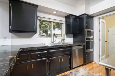 88 Camellia Court, Upland, CA 91786 - Photo 15